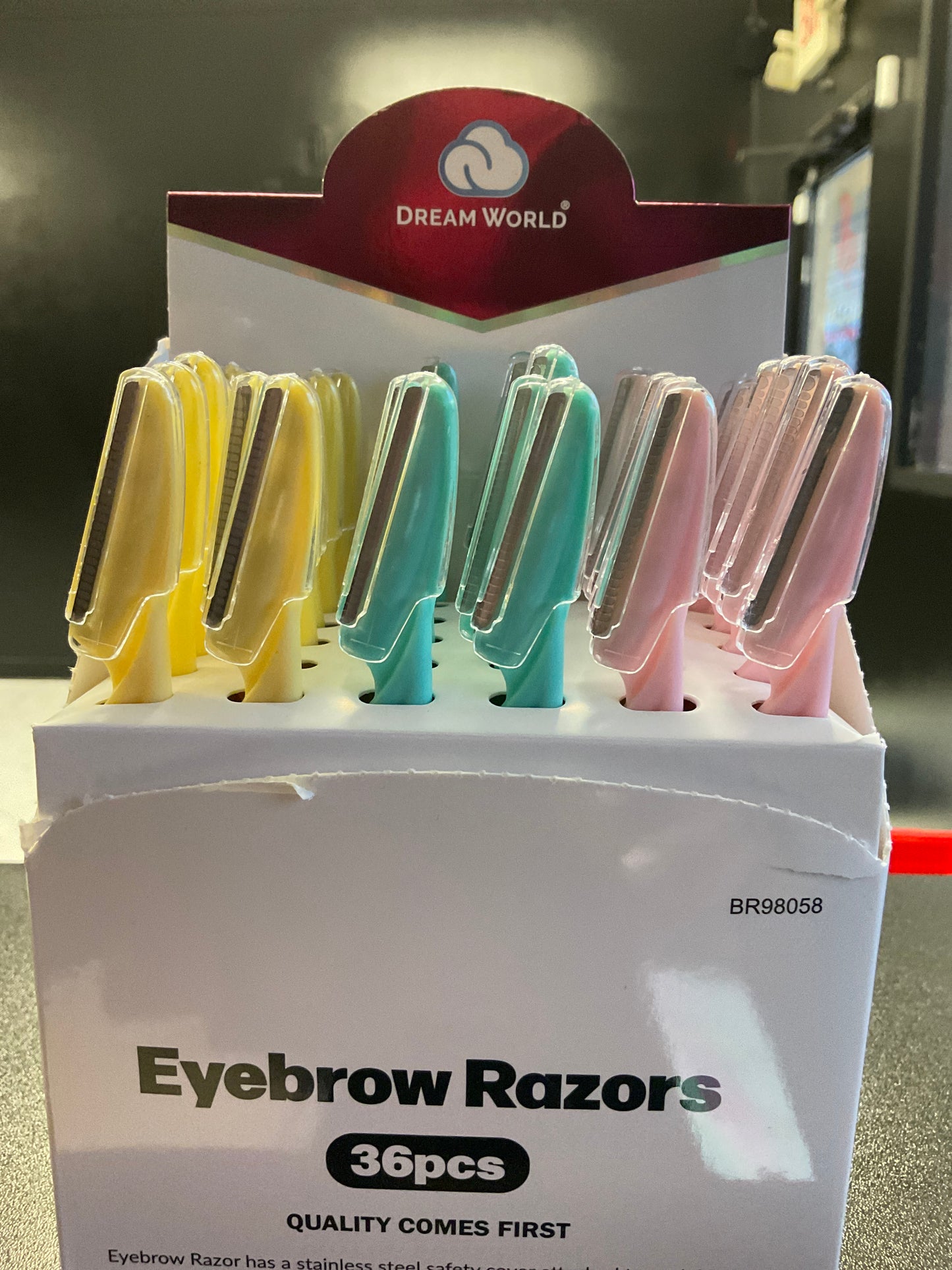 Eyebrow Razor (qty 1)