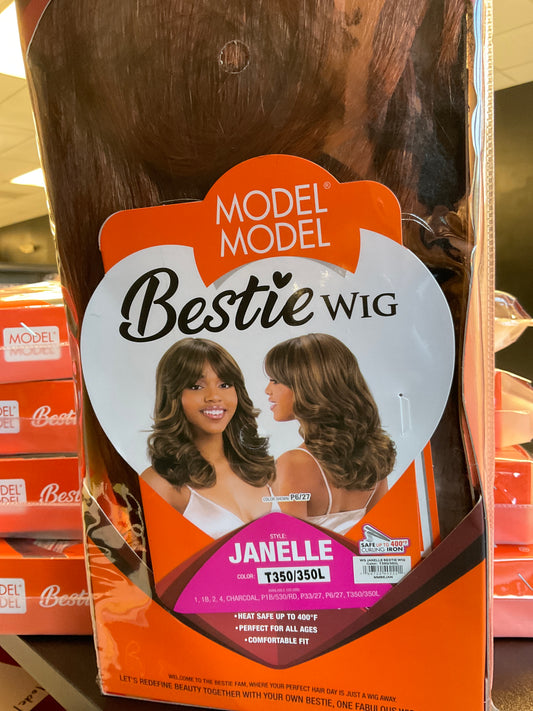 Model Model Bestie Wig